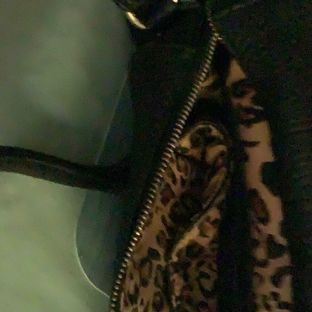 Handbag - Picture 2 of 2